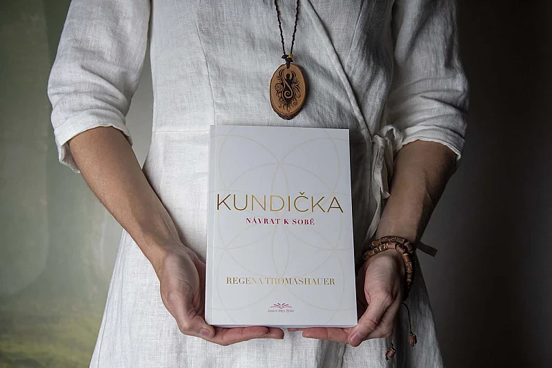 Kniha "Kundička: návrat k sobě" - Regena Thomashauer (KNIHY PRO ŽENY)